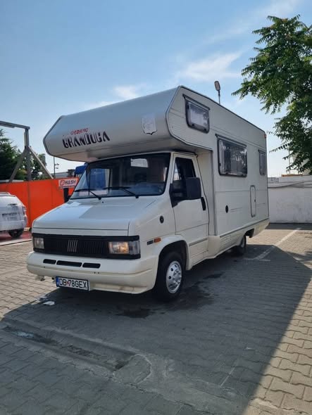 Vând Autorulotă Fiat Ducato